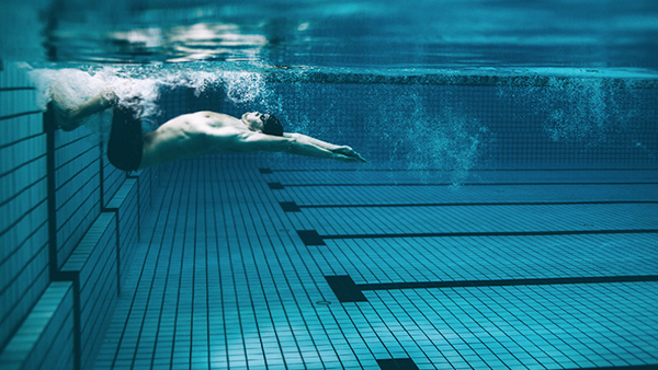 You who love swimming, how to swim correctly